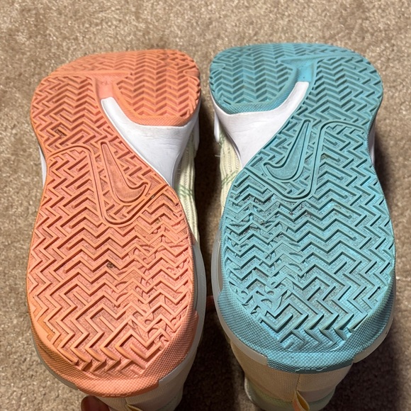 LeBron witness 6 “Easter” - Picture 4 of 4